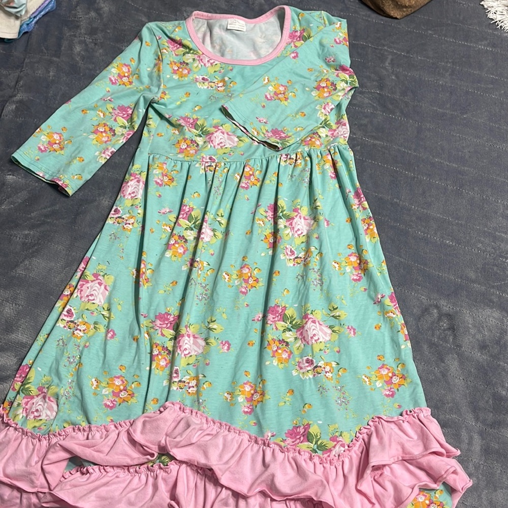 Child 7/8 floor long floral dress with ruffles